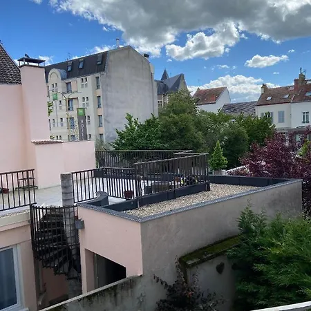 La Cure De Rue Callou *